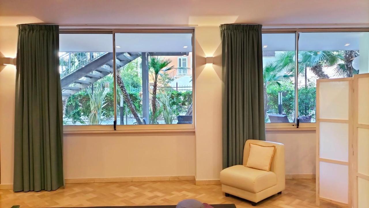 Aura Living Hotel Rimini Eksteriør billede