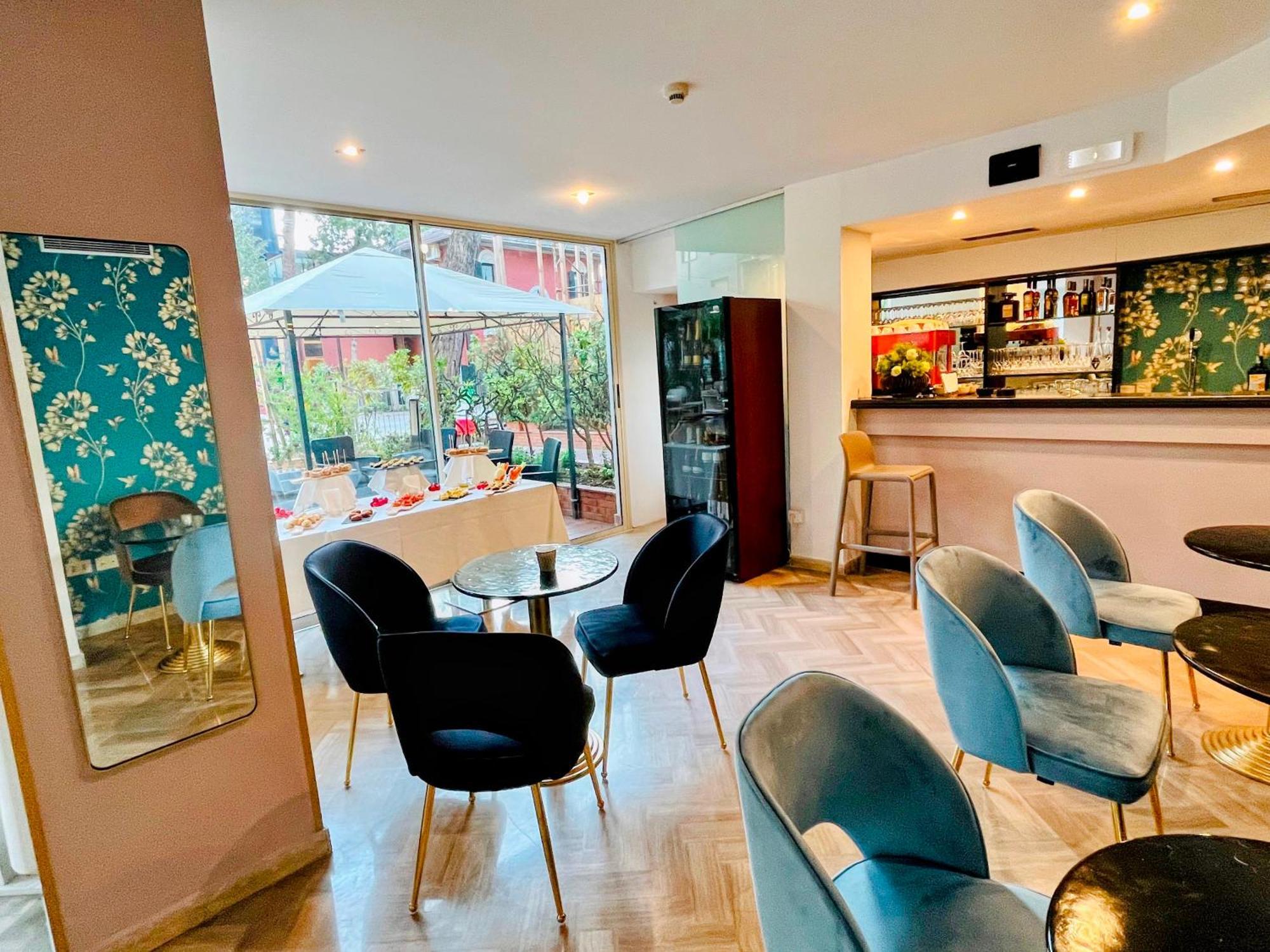 Aura Living Hotel Rimini Eksteriør billede